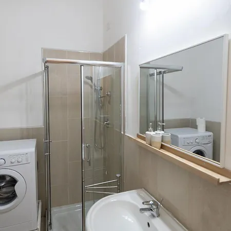 Torre Del Capitano - La Pineta Apartment Terni