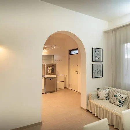 Torre Del Capitano - La Pineta Apartman *