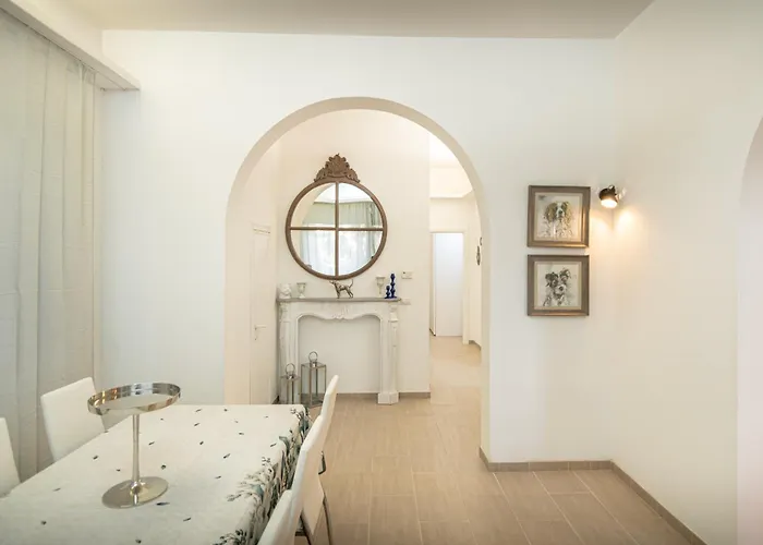 Torre Del Capitano - La Pineta Апартаменты *