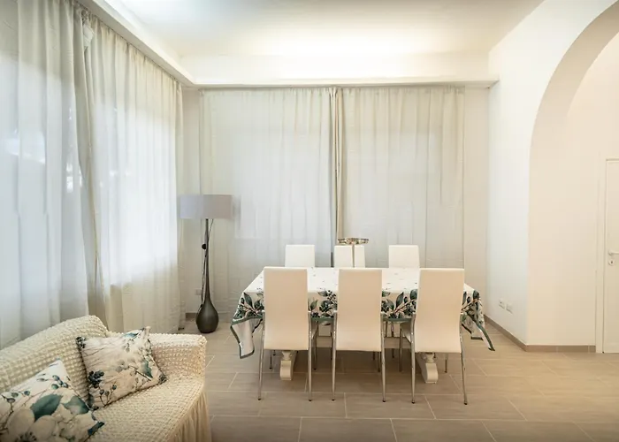 Torre Del Capitano - La Pineta