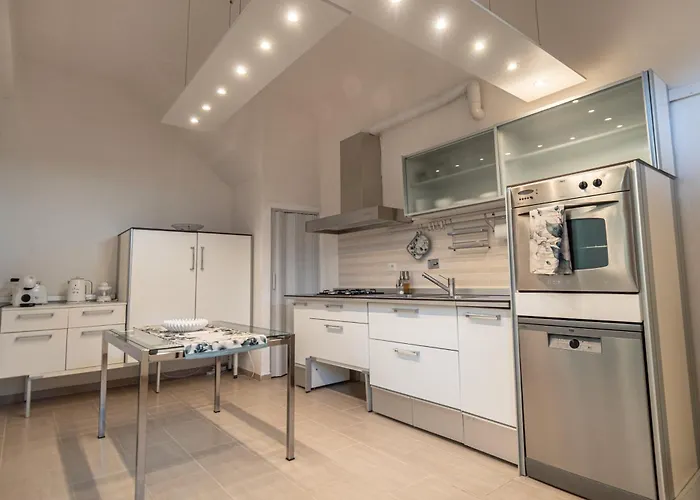 Torre Del Capitano - La Pineta * Терни